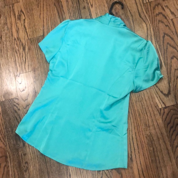 NWT blouse - Picture 3 of 3